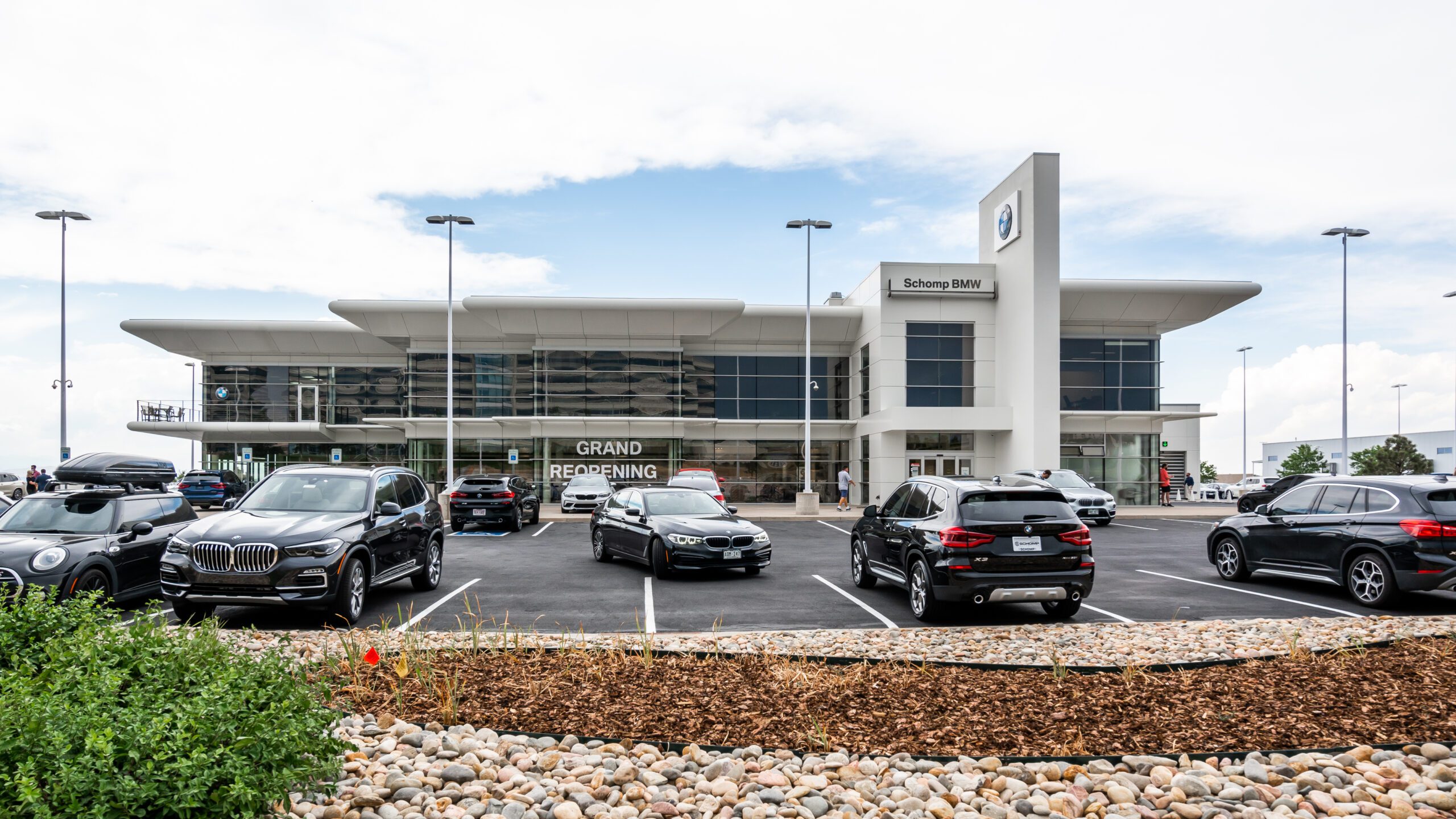 Exterior of Schomp BMW building.