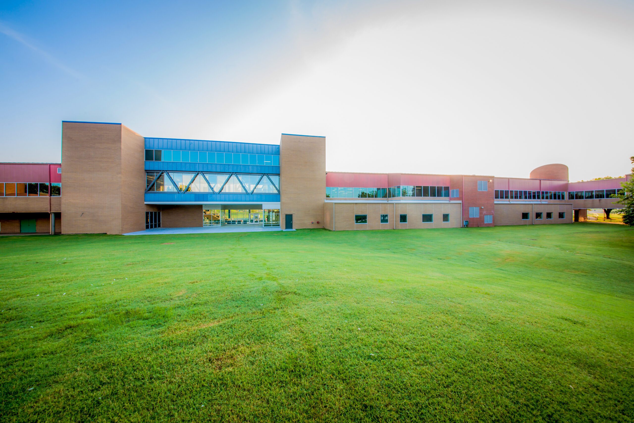 Exterior of TCC Student Services Center.